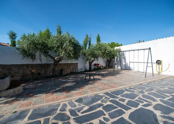 El Jardin Del 22 * Trujillo