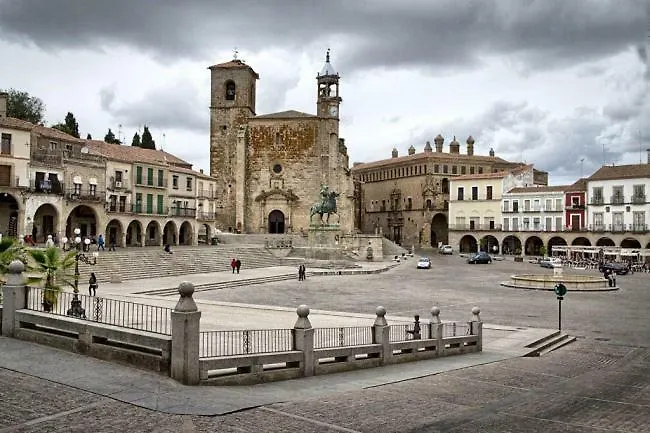 El Jardin Del 22 * Trujillo